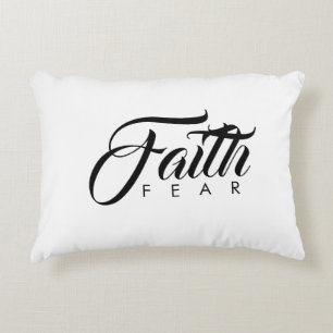 Faith Over Fear White Accent Kussen