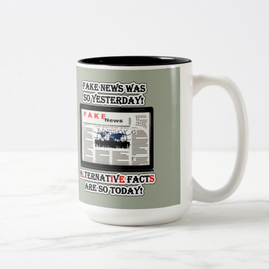Fake News and Alternative Facts 15 oz Two-Tone Mok (Rechts)