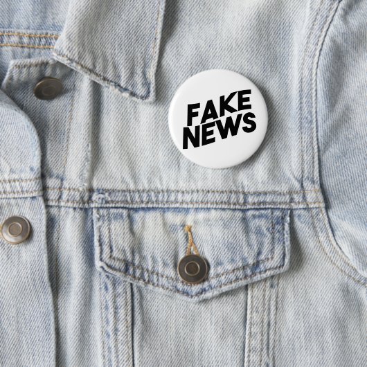 Fake News fashionable Post Truth Ronde Button 5,7 Cm (In situ)