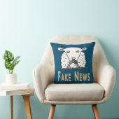 Fake News Kussen (Stoel)