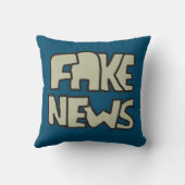 Fake News Kussen (Achterkant)