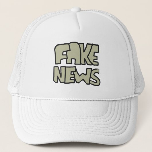 Fake News Trucker Pet (Voorkant)