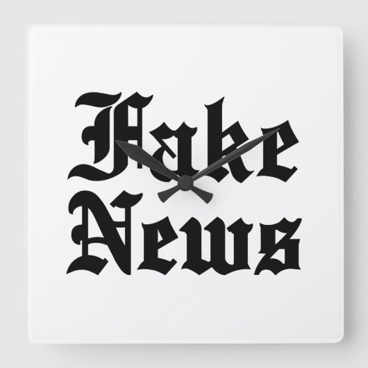 Fake News Vierkante Klok (Voorkant)