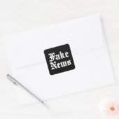 Fake News Vierkante Sticker (Envelop)