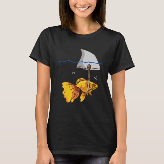 Fake Shark Goldfish Fish T-shirt (Voorkant)