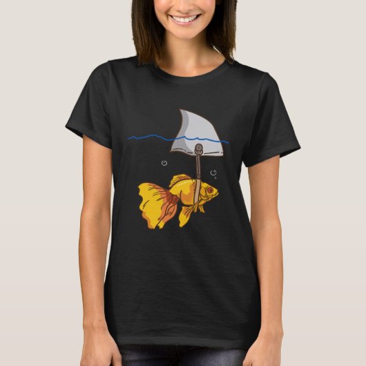 Fake Shark Goldfish T-shirt (Voorkant)