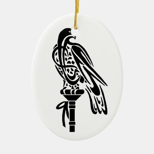 Falcon on Block Perch Keramisch Ornament (Voorkant)