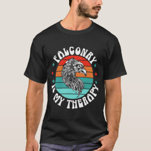 Falconry is mijn therapiefalcon 1 t-shirt
