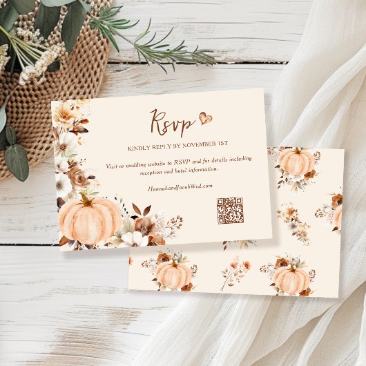 Fall Floral Pumpkin Wedding QR Code RSVP Kaartje