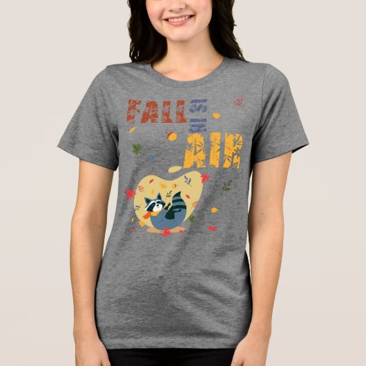 Fall Is in The Air Raccoon Autumn Tri-Blend Shirt (Voorkant)