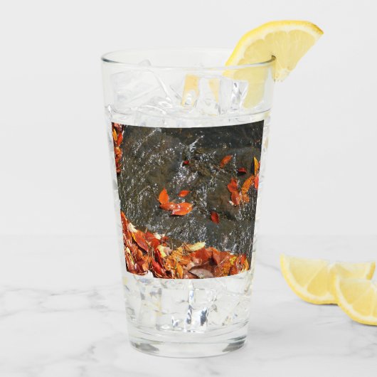 Fall Leaves in Waterfall I Autumn Photography Glas (Achterkant ijs)