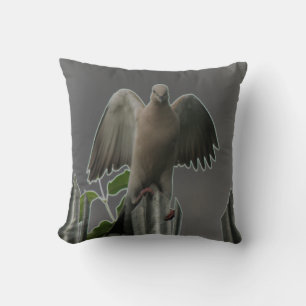 Fallen Angel Dove Pillow Kussen