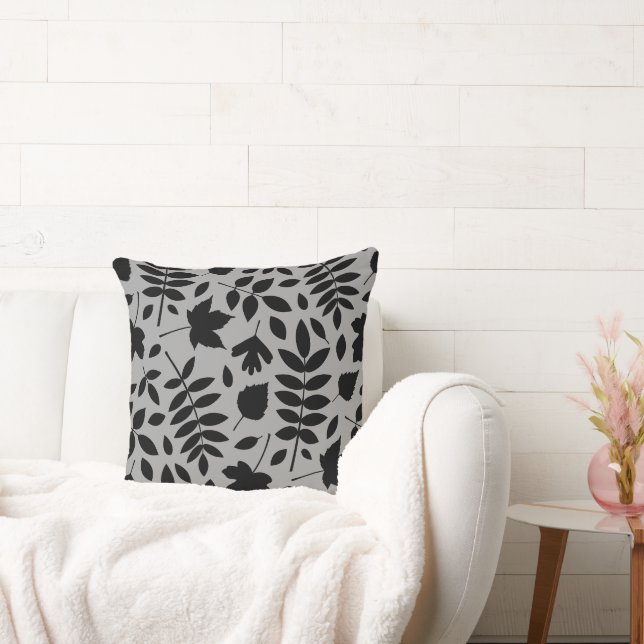 Fallen Leaves LG Pattern Zwart op Grijs Kussen (Bank)