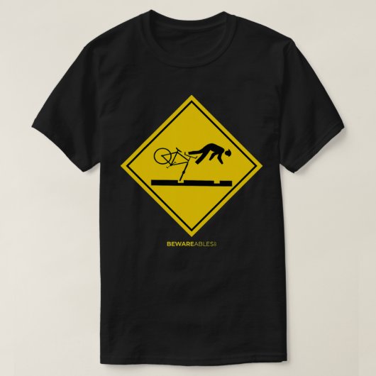 Falling bicyclists ahead caution sign funny cyclin t-shirt (Design voorkant)
