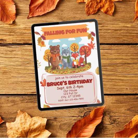 Falling for Fun, Woodland Animal Birthday  Kaart