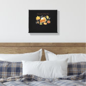 Falling for Pie – Gezellig Herfst Pompoen Pie Desi Canvas Afdruk (Insitu (Slaapkamer))