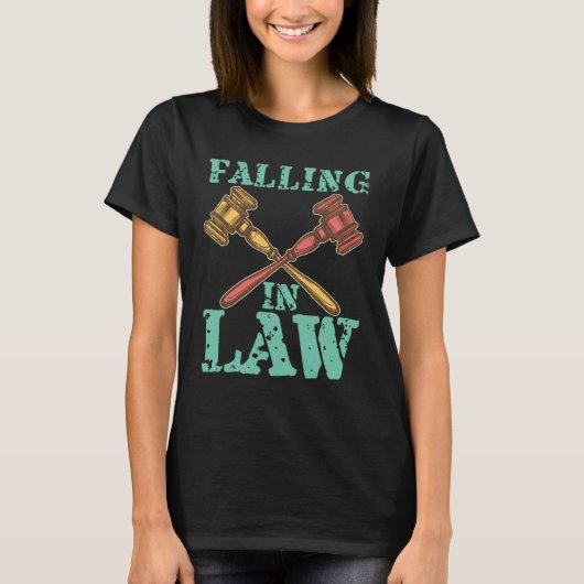 Falling In Law for Aspiring Lawyers and Law Studen T-shirt (Voorkant)