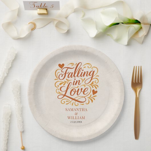 Falling in Love Modern Autumn Wedding Papieren Bordje (Huwelijk)