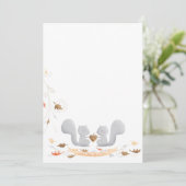 Falling in Love Squirrel Bridal Shower Uitnodiging (Staand voorkant)