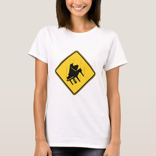 Falling Piano T-shirt (Voorkant)