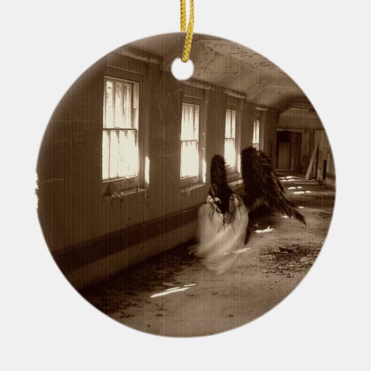 Falln Asylum Angel Keramisch Ornament (Voorkant)