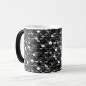 Falln Black en White Scales Magische Mok (Voorkant links)