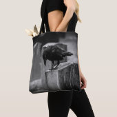 Falln Cemetery Crow Tote Bag (Dichtbij)