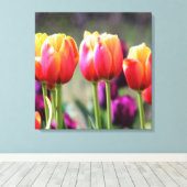 Falln Tulips Aflame Canvas Afdruk (Insitu (Houten vloer))