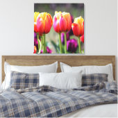 Falln Tulips Aflame Canvas Afdruk (Insitu (Slaapkamer))
