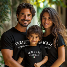 Famiglia Italian Family Personalized Reunion Black T-shirt