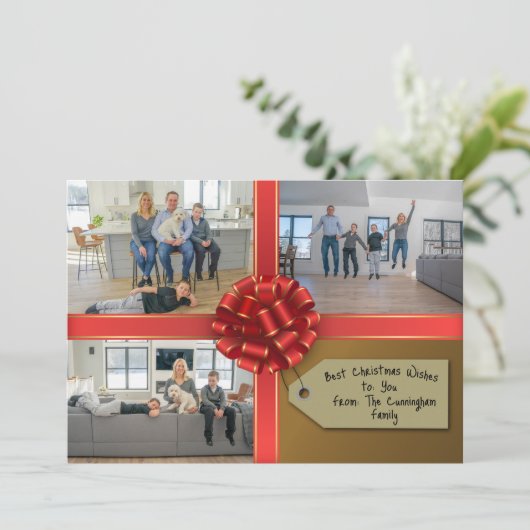 Familie cadeau verpakt met een boog fotokaart feestdagenkaart (Staand voorkant)