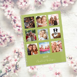 Familie foto collage groene naam script 2023 planner<br><div class="desc">Maak je eigen unieke familiefilm als cadeau voor je moeder, vrouw of jezelf. Gebruik vier, negen van uw favoriete foto's van uw familie, vrienden, droomreisbestemming of huisdier! Pas een naam en een jaar aan en voeg deze toe. De naam wordt geschreven met een modern handgeschreven stijlmanuscript met letters. Een gele...</div>