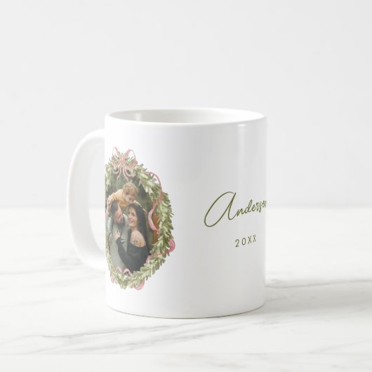 Familie Foto Gepersonaliseerde Kerstkrans Koffiemok (Voorkant links)