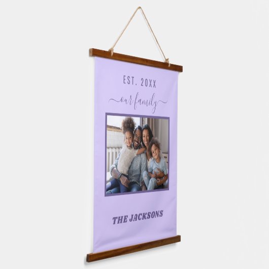 Familie foto lavendel violet naam script hangend wandkleed (Gebogen)