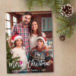 Familie Foto modern penseelscript voor fijne kerst Briefkaart<br><div class="desc">Modern penseelscript,  Briefkaart voor pretentieuze kerstfamilie</div>