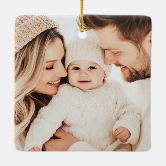 Familie foto naam jaar elegante rand rood keramisch ornament (Achterkant)