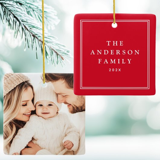 Familie foto naam jaar elegante rand rood keramisch ornament