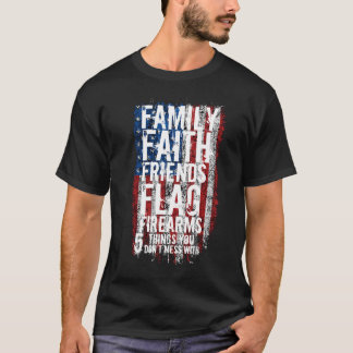 FAMILIE FRIENDS FLAG... T-SHIRT