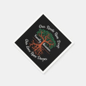 Familie herenigt onze wortels met diepe bomen servet (Hoek)