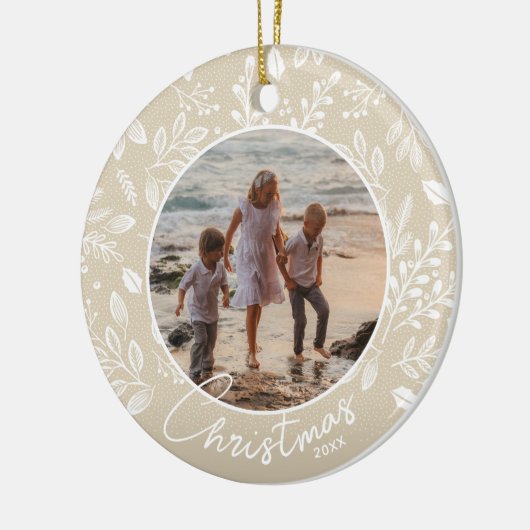 Familie kerstfoto van ivoren keramische siervoorwe keramisch ornament (Links)