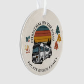Familie Kerstmis op de weg RV Ornament (voorkant)