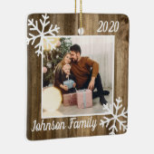 Familie kerstversiering met foto | Rustic Barnwood Keramisch Ornament (Rechts)
