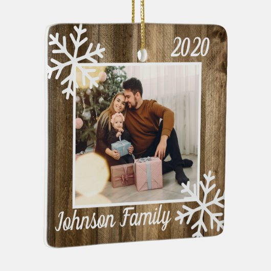 Familie kerstversiering met foto | Rustic Barnwood Keramisch Ornament (Rechts)