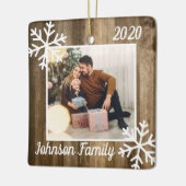 Familie kerstversiering met foto | Rustic Barnwood Keramisch Ornament (Links)