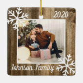 Familie kerstversiering met foto | Rustic Barnwood Keramisch Ornament (Achterkant)