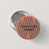 FAMILIE MONOGRAM KORAAL GIFT BUTTON PIN (Voorkant /achterkant)