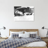Familie op reis van Dog Sled in Alaska Canvas Afdruk (Insitu (Slaapkamer))