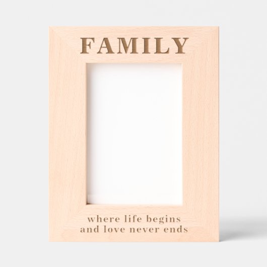 Familie Quote Eenvoudige Moderne Typografie Gegraveerde Lijstjes (Voorkant)