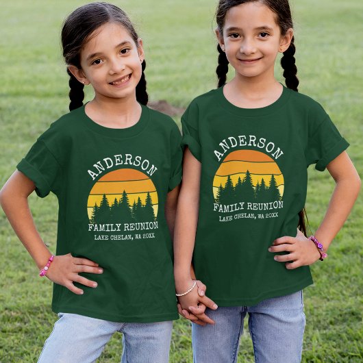 Familie reünie pijnbomen zonsondergang meisjes gro t-shirt