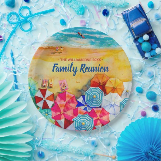 Familie reunion Beach Umbrellas op de zand Papieren Bordje (Feest)